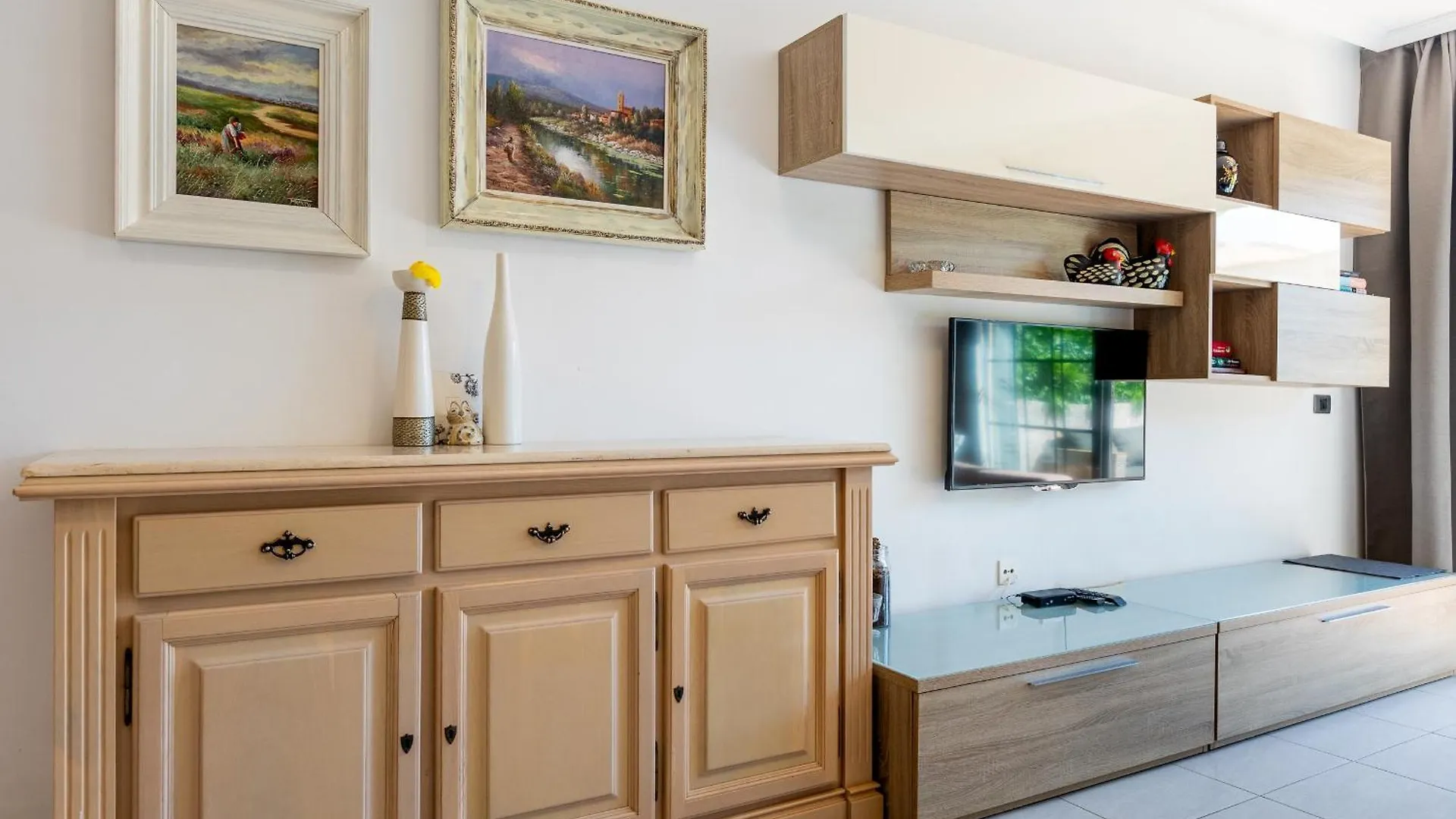 Anele Apartment Адехе
